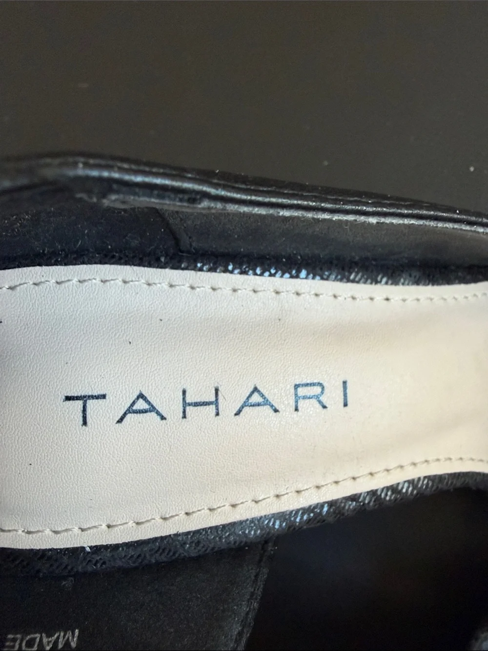 Tahari Emmalee Black Pointed Toe D’Orsay Pumps Size 6